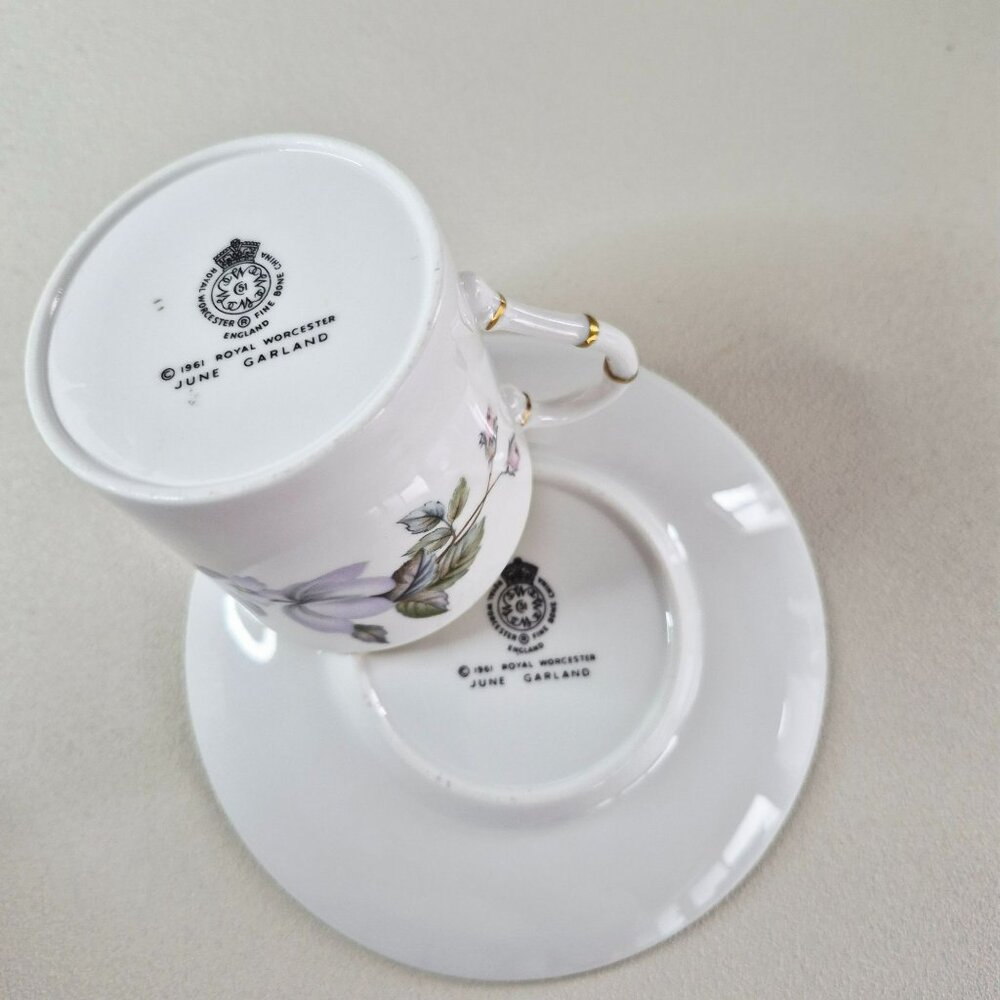 Royal Worcester June Garland Espresso Cup & Saucer 2 Sets, Pink & Purple Flower - Picture 8 of 12